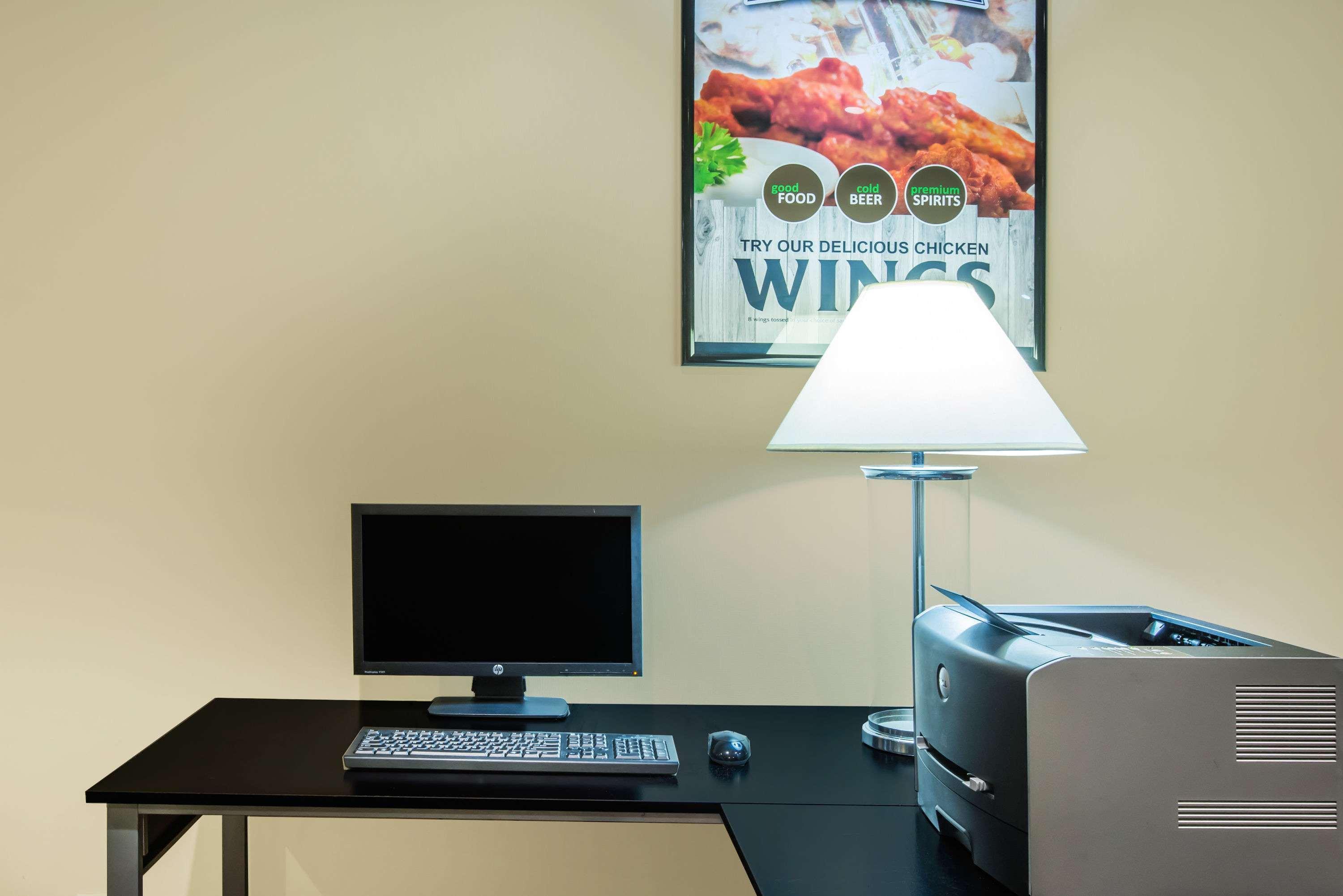 Wyndham Garden Inn Pittsburgh Airport Робінсон-Тауншип Екстер'єр фото