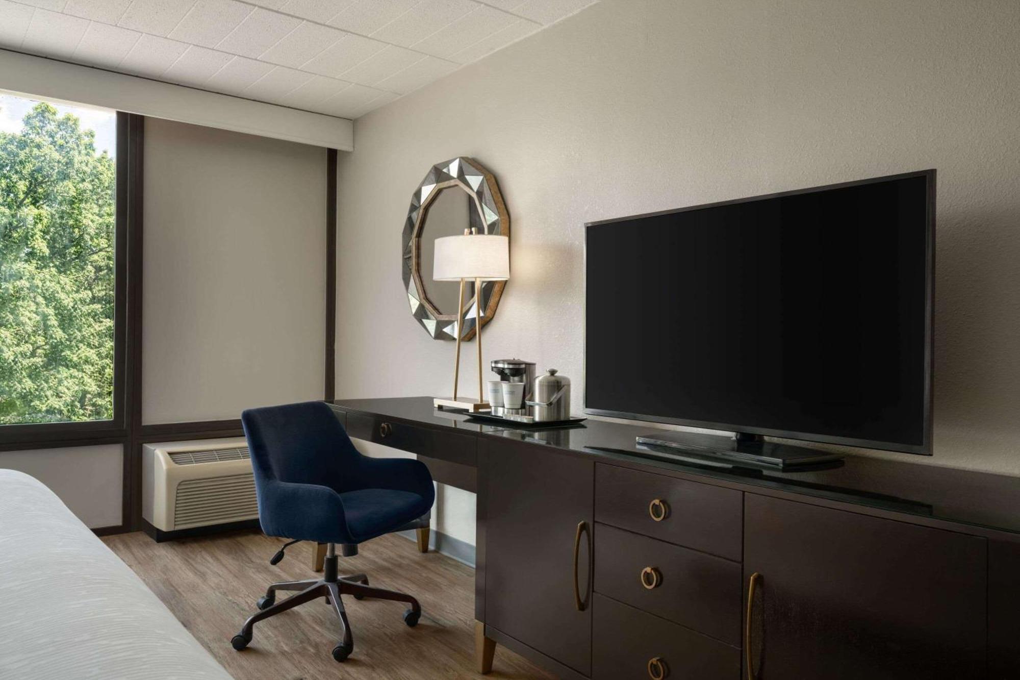 Wyndham Garden Inn Pittsburgh Airport Робінсон-Тауншип Екстер'єр фото