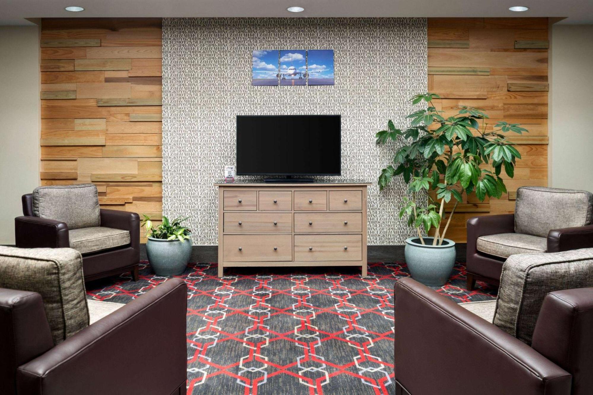 Wyndham Garden Inn Pittsburgh Airport Робінсон-Тауншип Екстер'єр фото