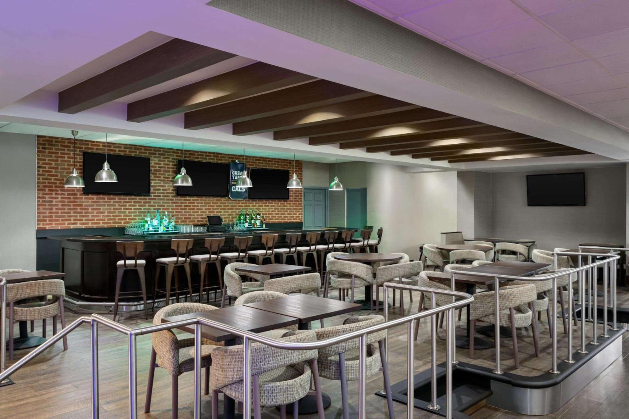 Wyndham Garden Inn Pittsburgh Airport Робінсон-Тауншип Екстер'єр фото